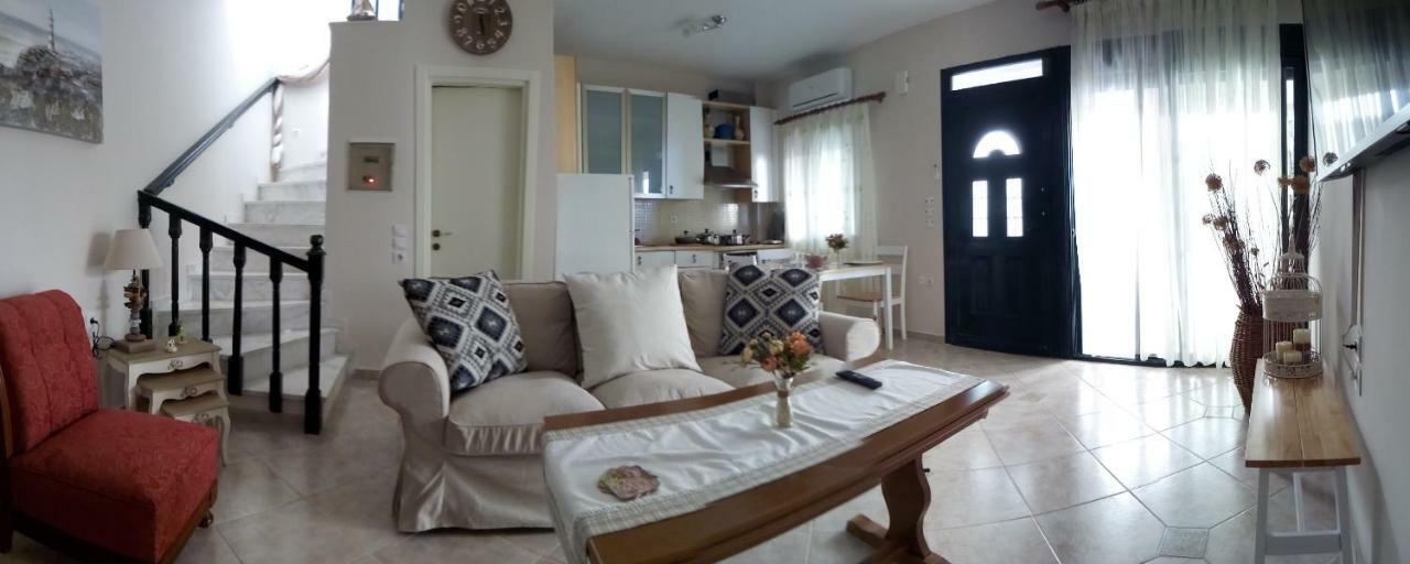 Cute Maisonette No2 On Coastal Sidewalk نيكيتي المظهر الخارجي الصورة