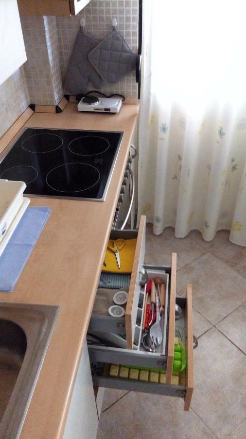 Cute Maisonette No2 On Coastal Sidewalk نيكيتي المظهر الخارجي الصورة