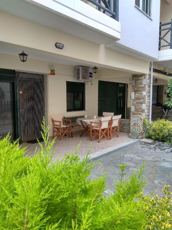 Cute Maisonette No2 On Coastal Sidewalk نيكيتي المظهر الخارجي الصورة