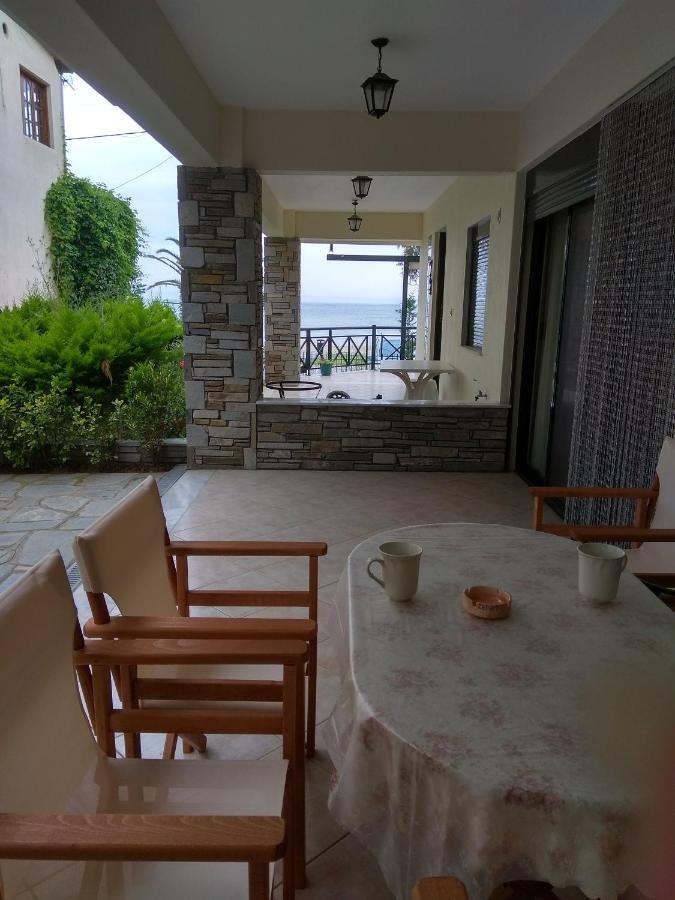 Cute Maisonette No2 On Coastal Sidewalk نيكيتي المظهر الخارجي الصورة